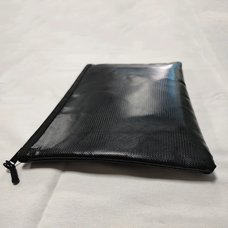 Borsa per documenti impermeabi - Home Office Passport recensione e prezzo
