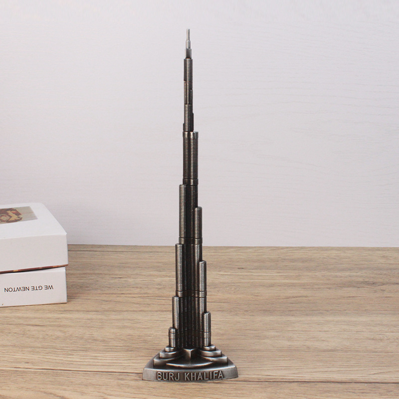 Ornamenti del Burj Khalifa di  - Home Office Dubai recensione e prezzo